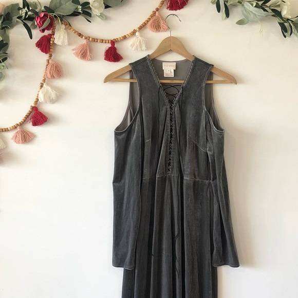 foxiedox Dresses & Skirts - Foxiedox Silver Velvet Maxi Dress Size L